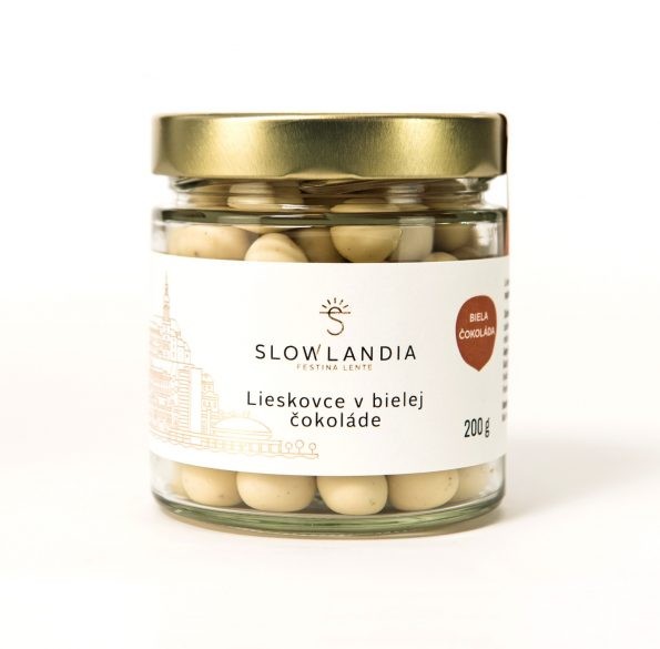 Lieskovce v bielej čokoláde